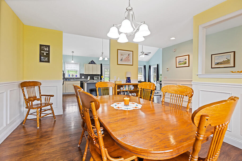 19 Fieldstone Drive Augusta, ME 04330 - Photo 15 of 61 20_BP5A7622_DxO_mls