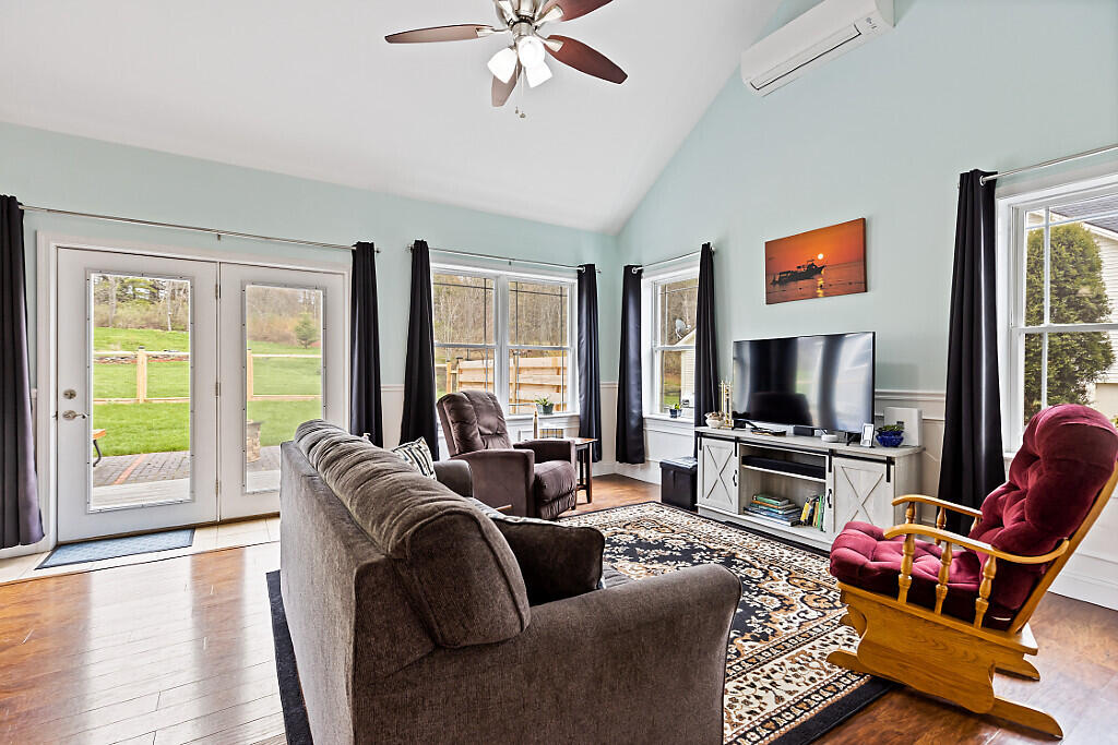 19 Fieldstone Drive Augusta, ME 04330 - Photo 18 of 61 33_BP5A7661_DxO_mls