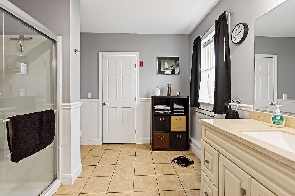 19 Fieldstone Drive Augusta, ME 04330 - Photo 27 of 61 41_BP5A7685_DxO_mls
