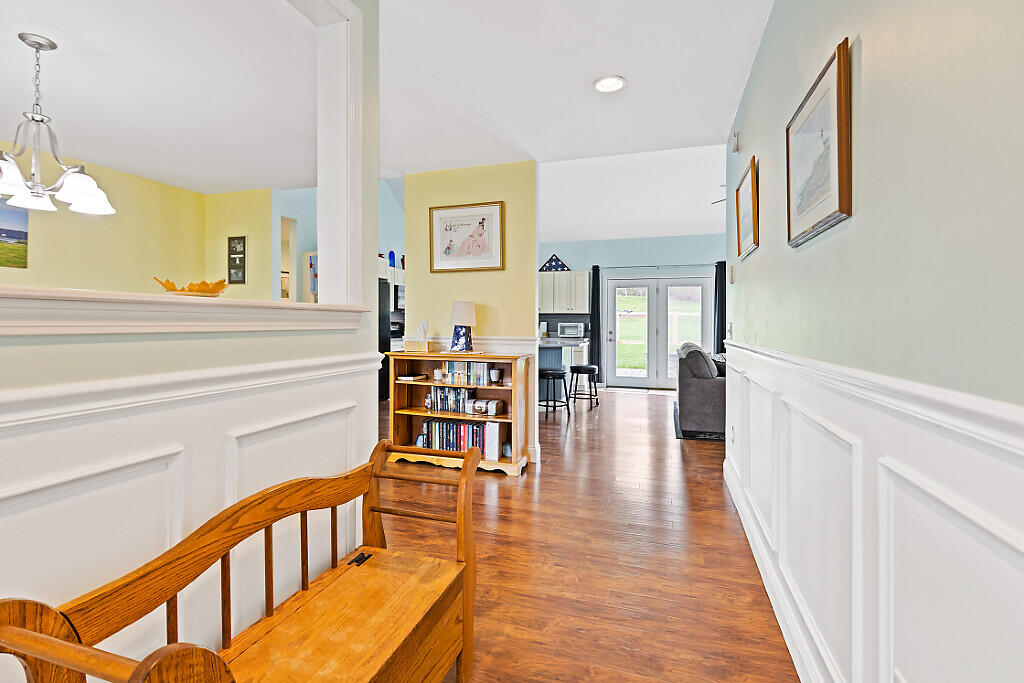 19 Fieldstone Drive Augusta, ME 04330 - Photo 6 of 61 16_BP5A7610_DxO_mls
