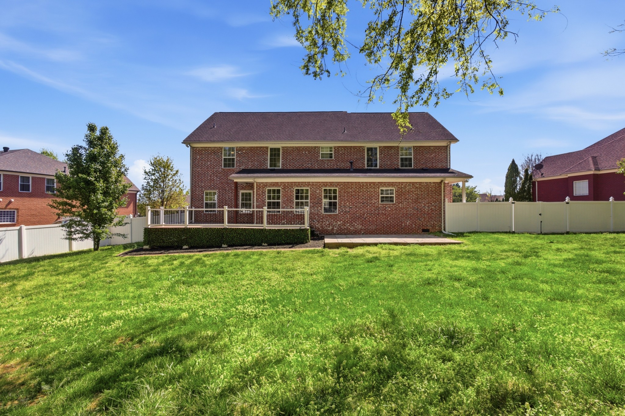 1060 Auldridge Drive Spring Hill, TN 37174 - Photo 43 of 49 a front view of a house with a garden