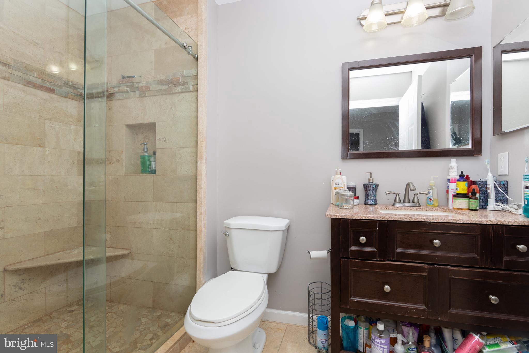 304 Coventry Way Mount Laurel, NJ 08054 - Photo 19 of 32 Primary Bathroom