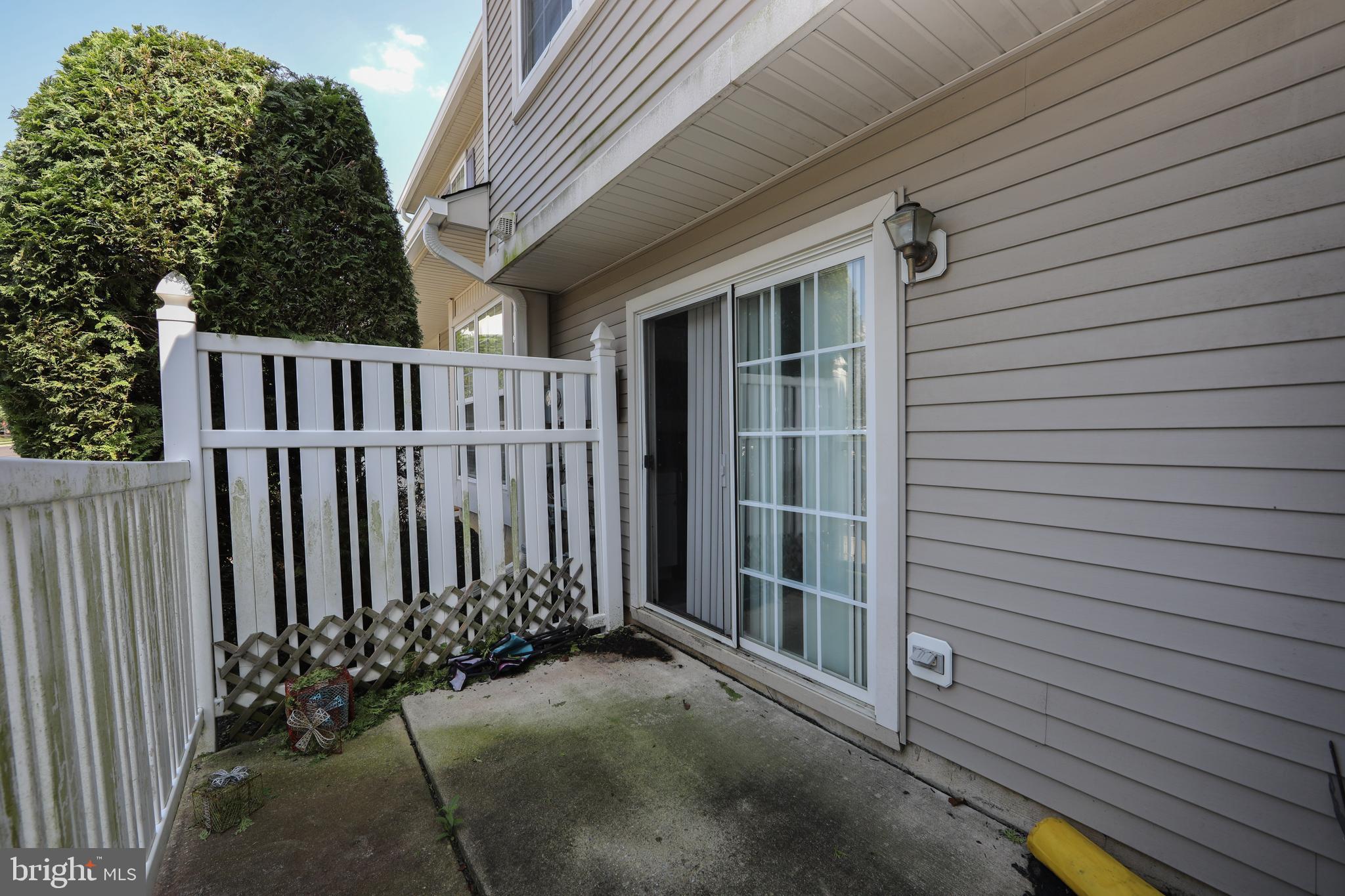304 Coventry Way Mount Laurel, NJ 08054 - Photo 28 of 32 Side Patio