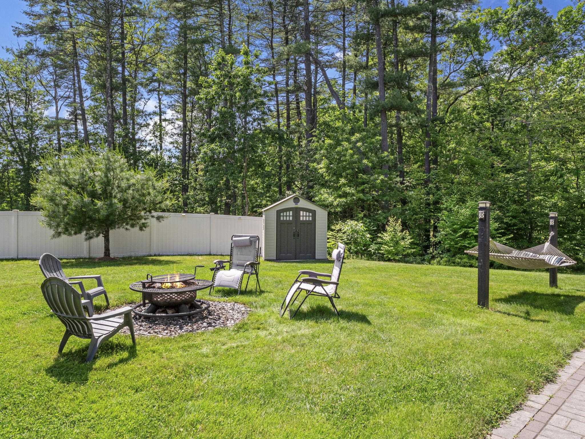 20 Lawrence Road Derry, NH 03038 - Photo 42 of 46