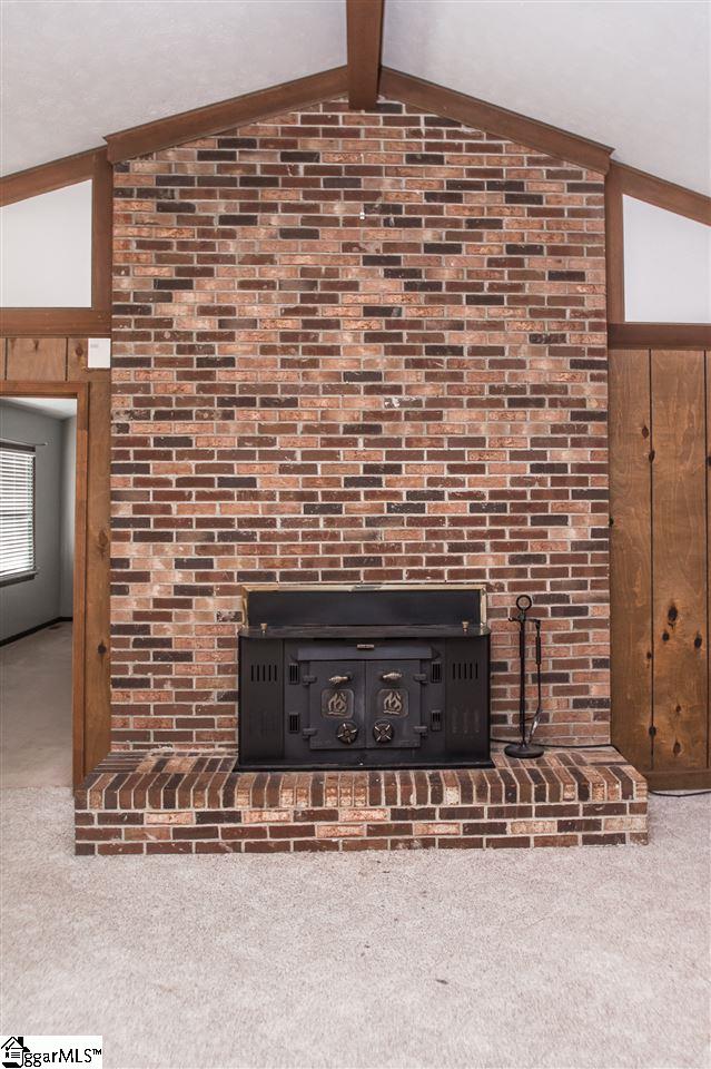 393 Tanyard Road Greenville, SC 29609 - Photo 17 of 35