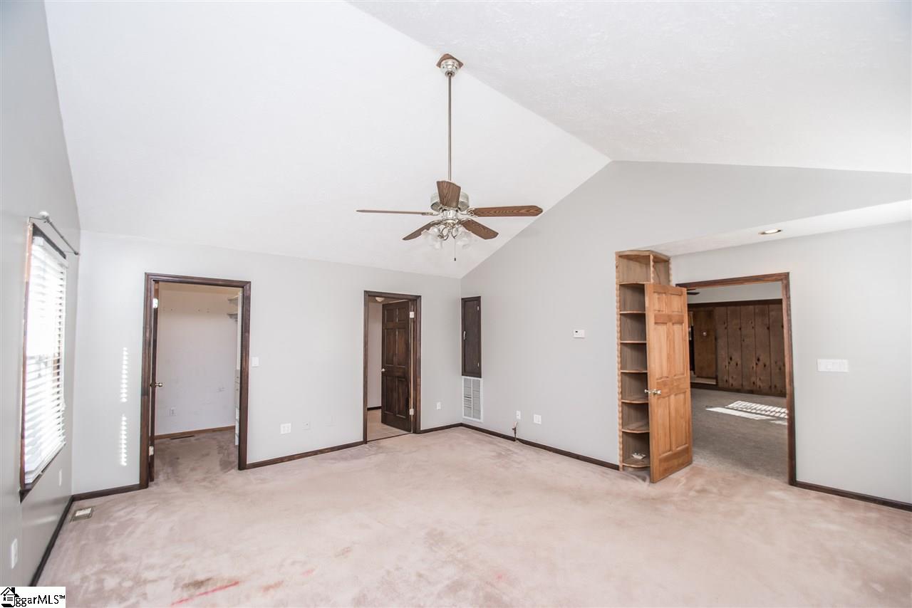 393 Tanyard Road Greenville, SC 29609 - Photo 25 of 35