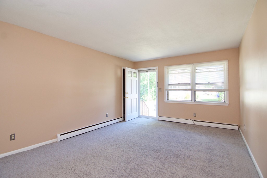 27-29 Martin Street Springfield, MA 01108 - Photo 11 of 37 Gallery Image 11
