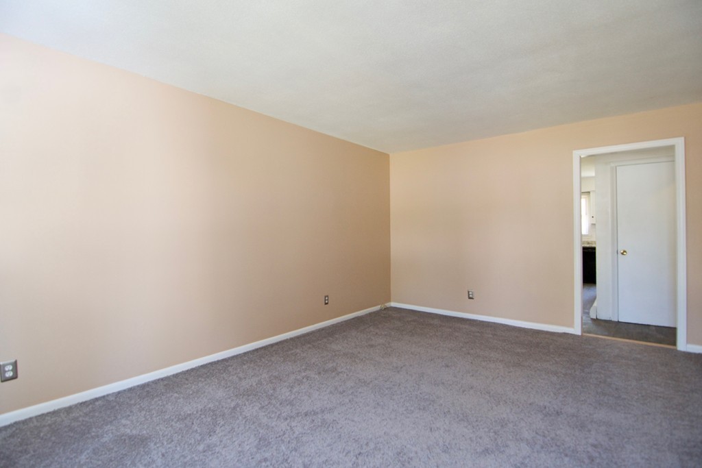 27-29 Martin Street Springfield, MA 01108 - Photo 15 of 37 Gallery Image 15