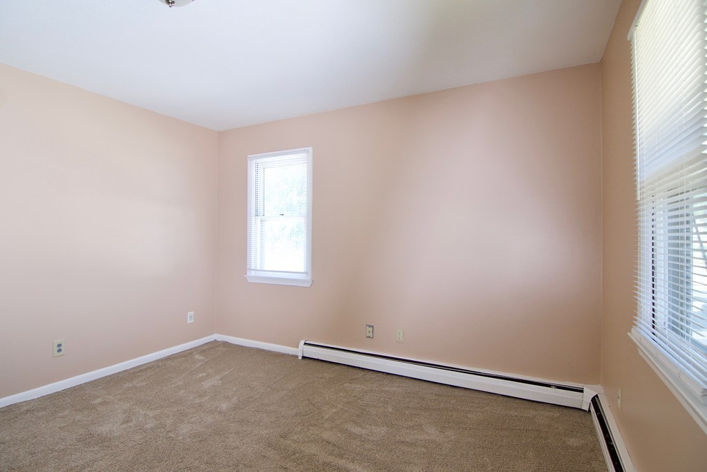 27-29 Martin Street Springfield, MA 01108 - Photo 19 of 37 Gallery Image 19