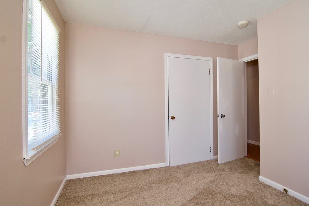 27-29 Martin Street Springfield, MA 01108 - Photo 27 of 37 Gallery Image 27