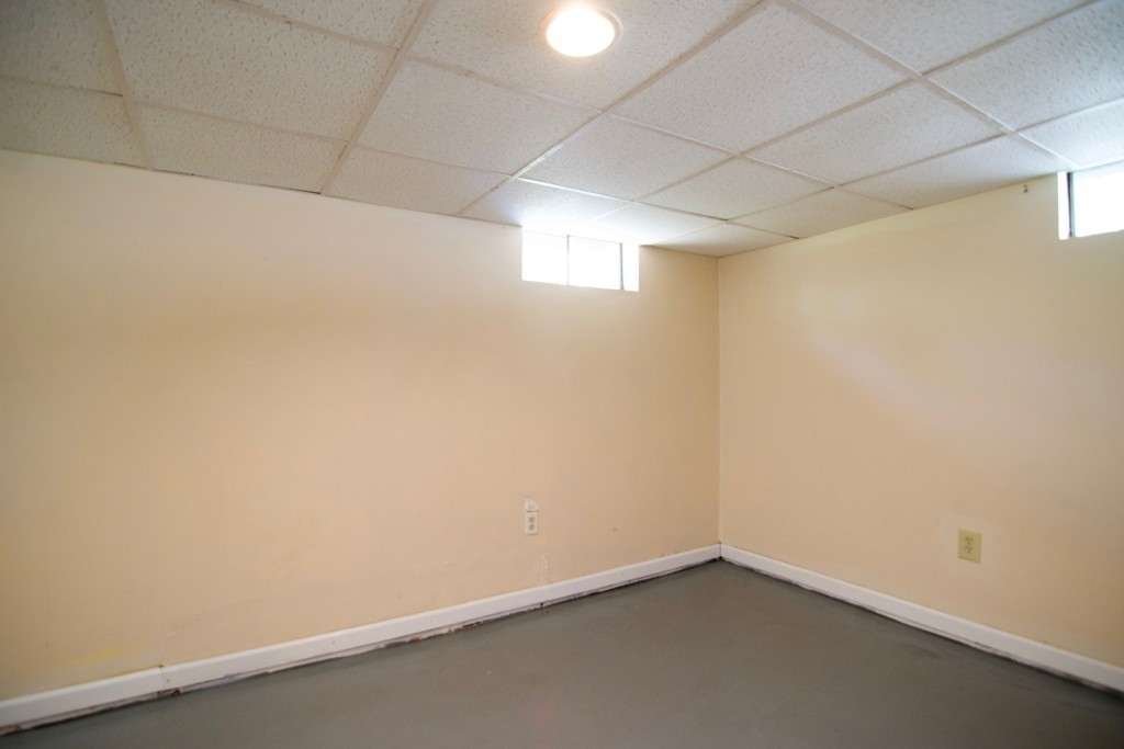 27-29 Martin Street Springfield, MA 01108 - Photo 33 of 37 Gallery Image 33