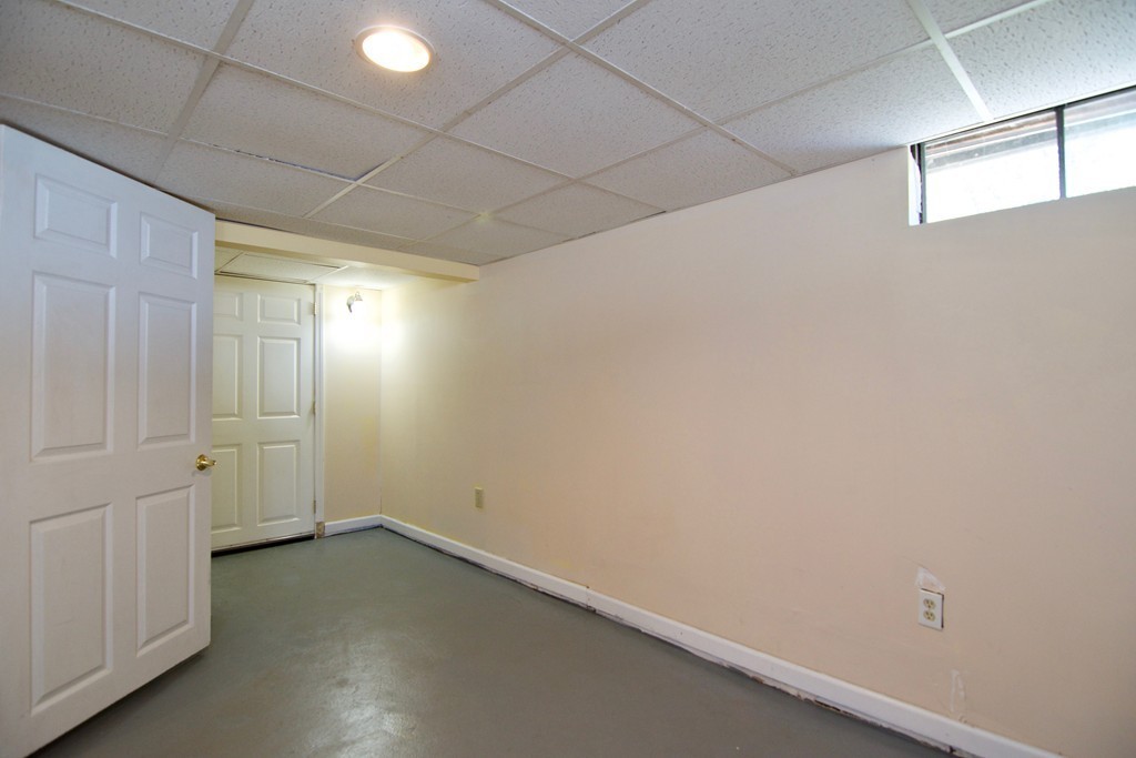 27-29 Martin Street Springfield, MA 01108 - Photo 35 of 37 Gallery Image 35