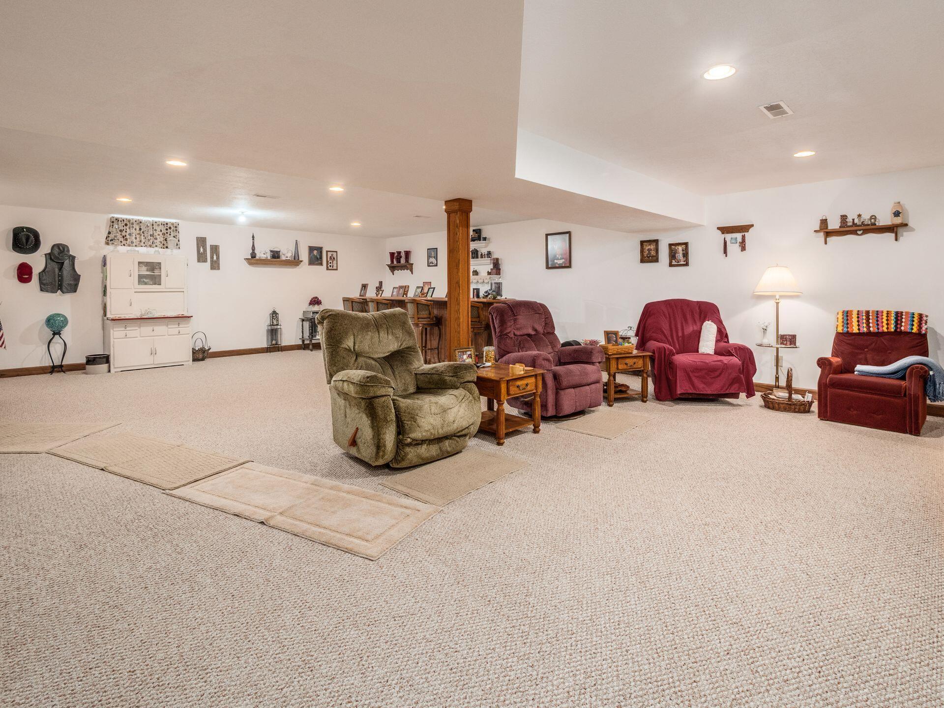 12540 Walker Road Ashville, OH 43103 - Photo 47 of 64 lower kevel