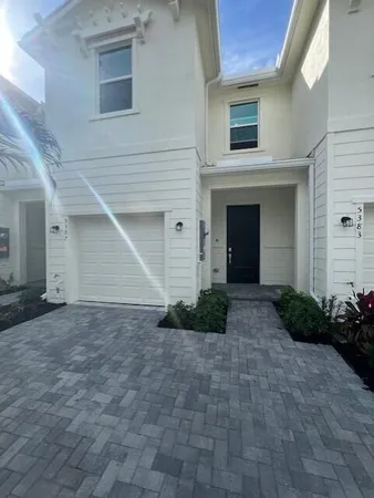 $2,800 | 5387 Flannigan Way, Lake Worth, FL 33463
