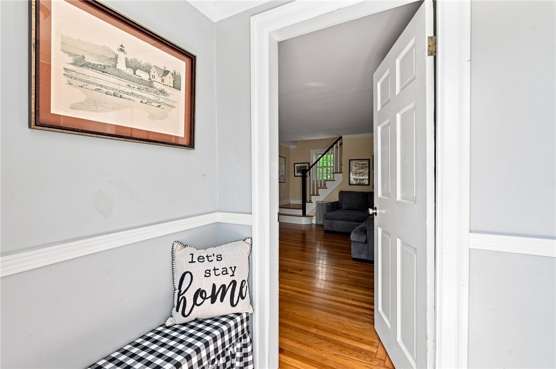17 Ledge Road East Greenwich, RI 02818 - Photo 3 of 22 Gallery Image 3