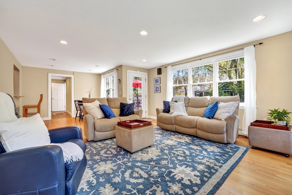 57 Sheffield Road Melrose, MA 02176 - Photo 13 of 42