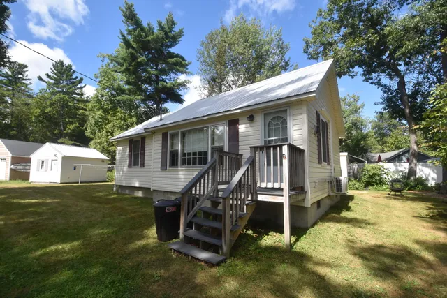 $425,000 | 4 Sarah Lane, Standish, ME 04084
