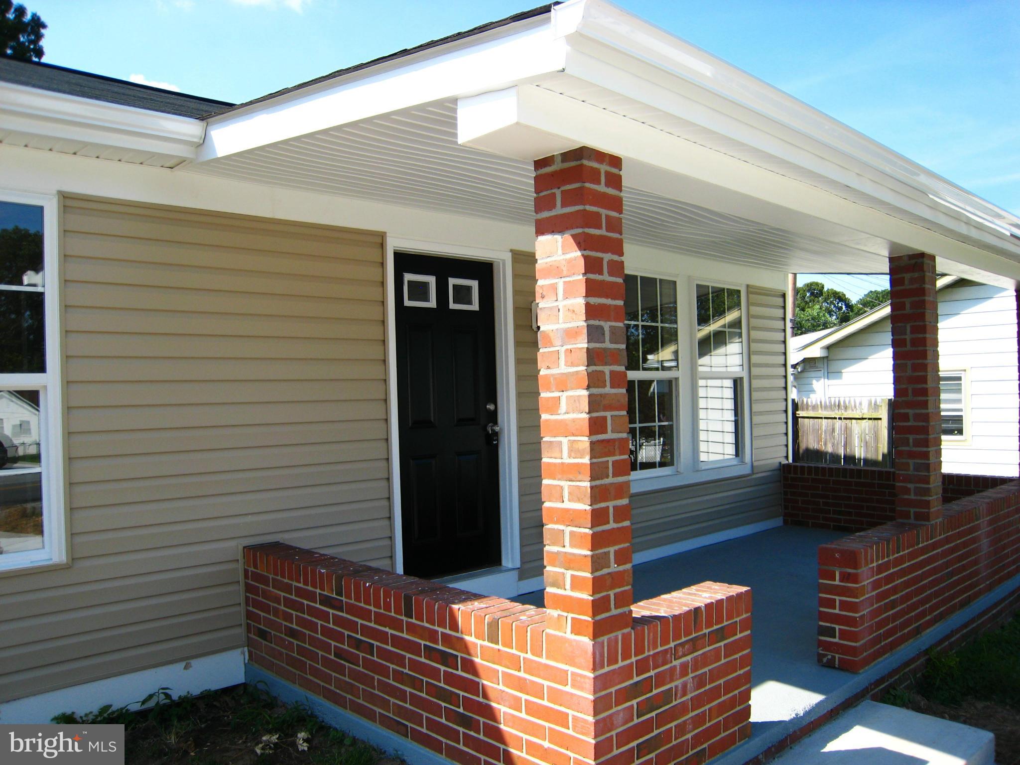116 Compass Road Baltimore, MD 21220 - Photo 18 of 21 Exterior (Front)