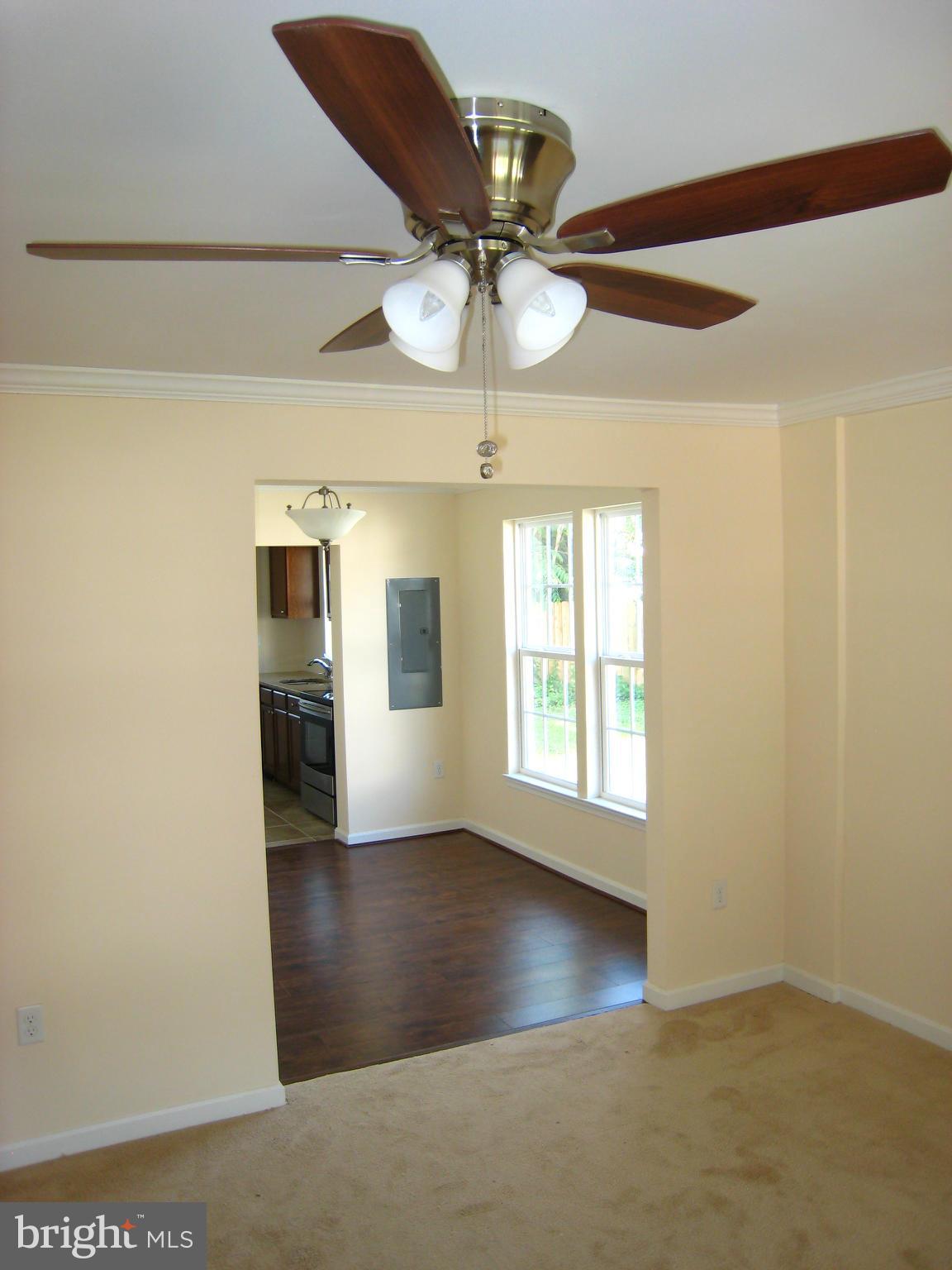 116 Compass Road Baltimore, MD 21220 - Photo 3 of 21 Living Room