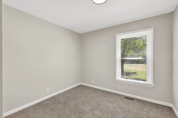 $2,150 | 4827 Bradyville Pike, Murfreesboro, TN 37127