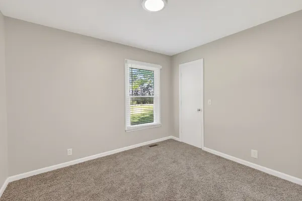 $2,150 | 4827 Bradyville Pike, Murfreesboro, TN 37127