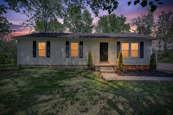 $2,150 | 4827 Bradyville Pike, Murfreesboro, TN 37127