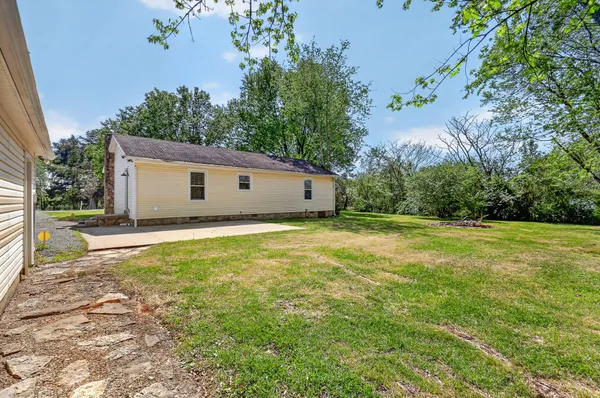 $2,150 | 4827 Bradyville Pike, Murfreesboro, TN 37127