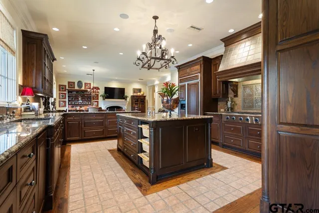 $1,270,000 | 3048 Concord Place, Tyler, TX 75701