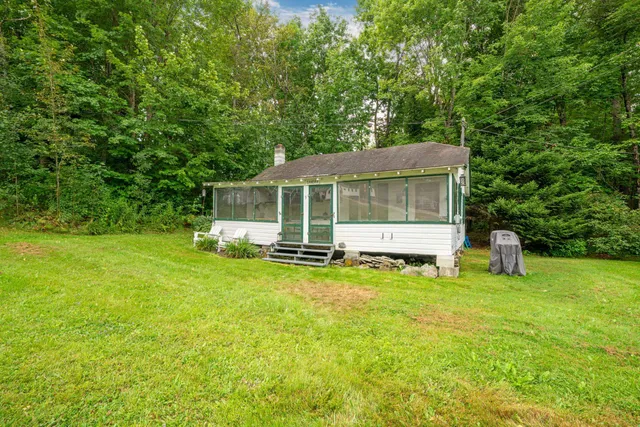 $270,000 | 235 Lancaster Road, Unit 5, Whitefield, NH 03598