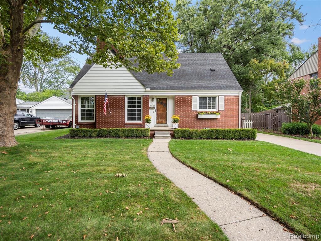 4420 Samoset Road Royal Oak, MI 48073 - Photo 1 of 40