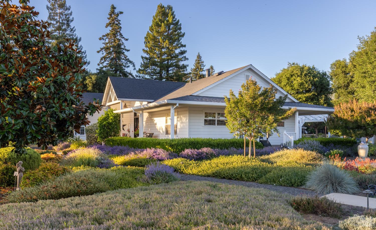 2032 Hagen Road Napa, CA 94558 - Photo 8 of 42