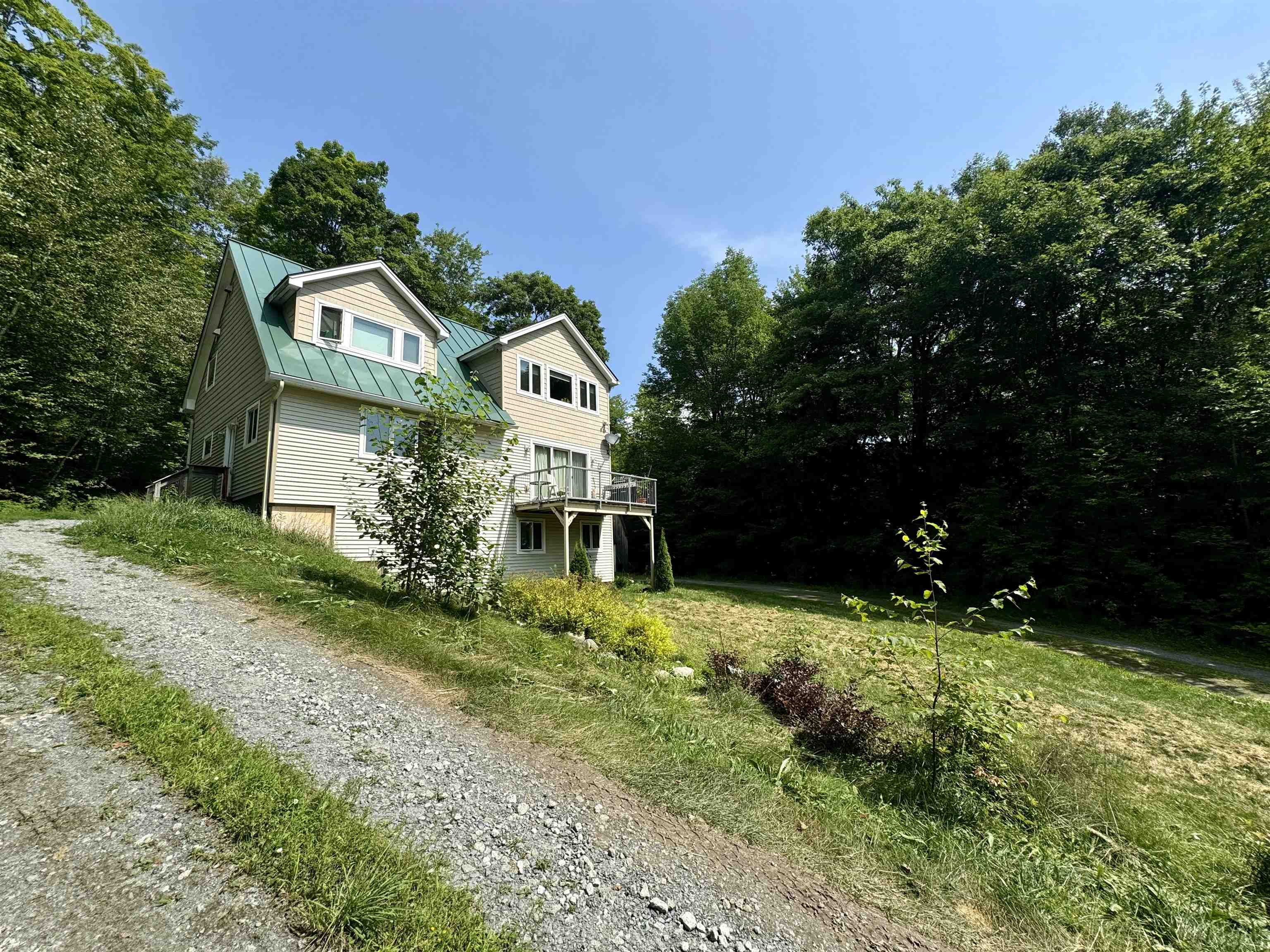 882 Fuller Road Newbury, VT 05051 - Photo 2 of 24