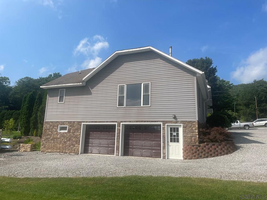 208 Westpoint Road Mineral Point, PA 15942 - Photo 3 of 45
