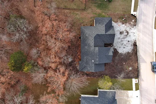 $489,000 | 305 Southeast 17 Street, Oak Grove, MO 64075