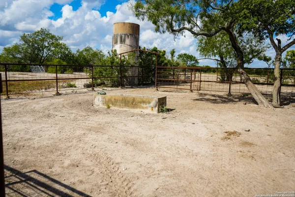 $1,480,000 | 12937 Farm To Market Road 743, Kenedy, TX 78119