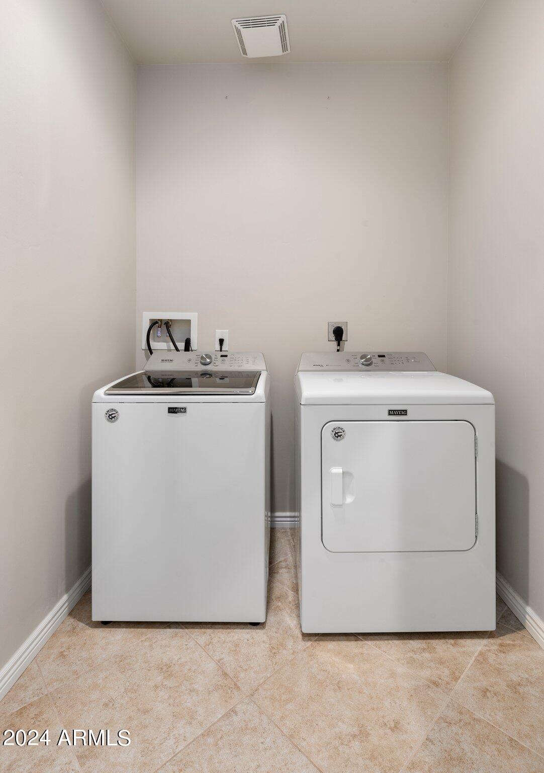 1632 South Barkley Road Apache Junction, AZ 85119 - Photo 15 of 24 Laundry Room
