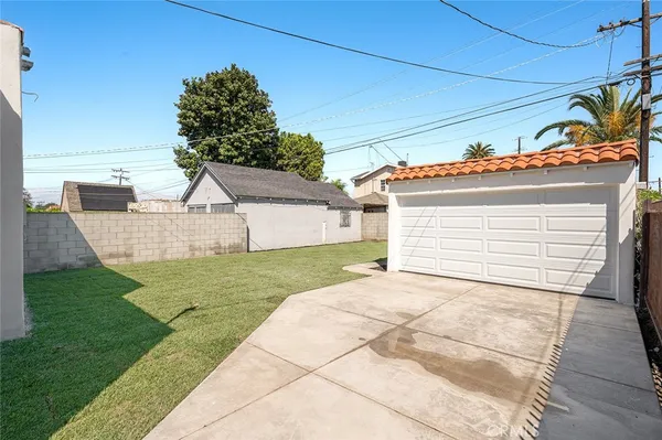 $785,000 | 7700 Brighton Avenue, Los Angeles, CA 90047