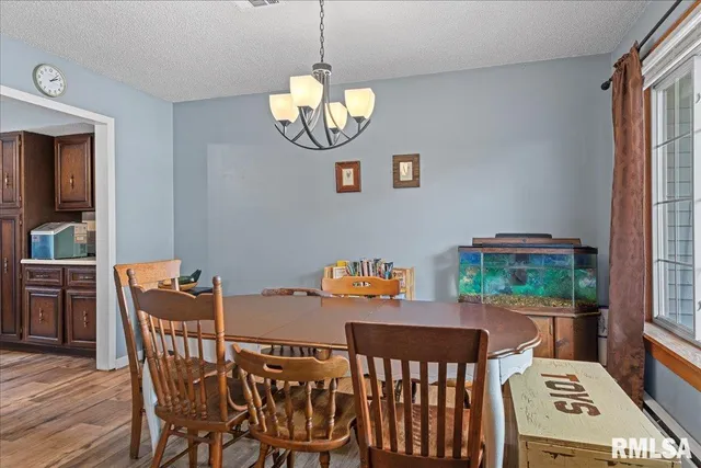 $279,900 | 5008 Rock Road, Pleasant Plains, IL 62677