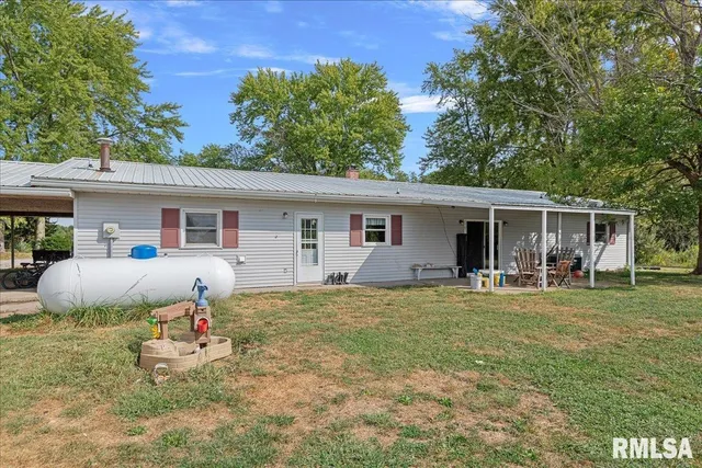 $279,900 | 5008 Rock Road, Pleasant Plains, IL 62677