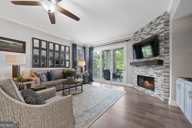 $849,900 | 1001 B Marina Cv Court, Greensboro, GA 30642