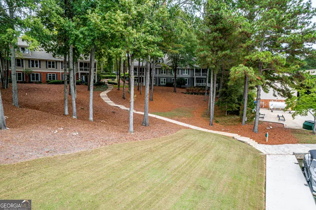 $849,900 | 1001 B Marina Cv Court, Greensboro, GA 30642
