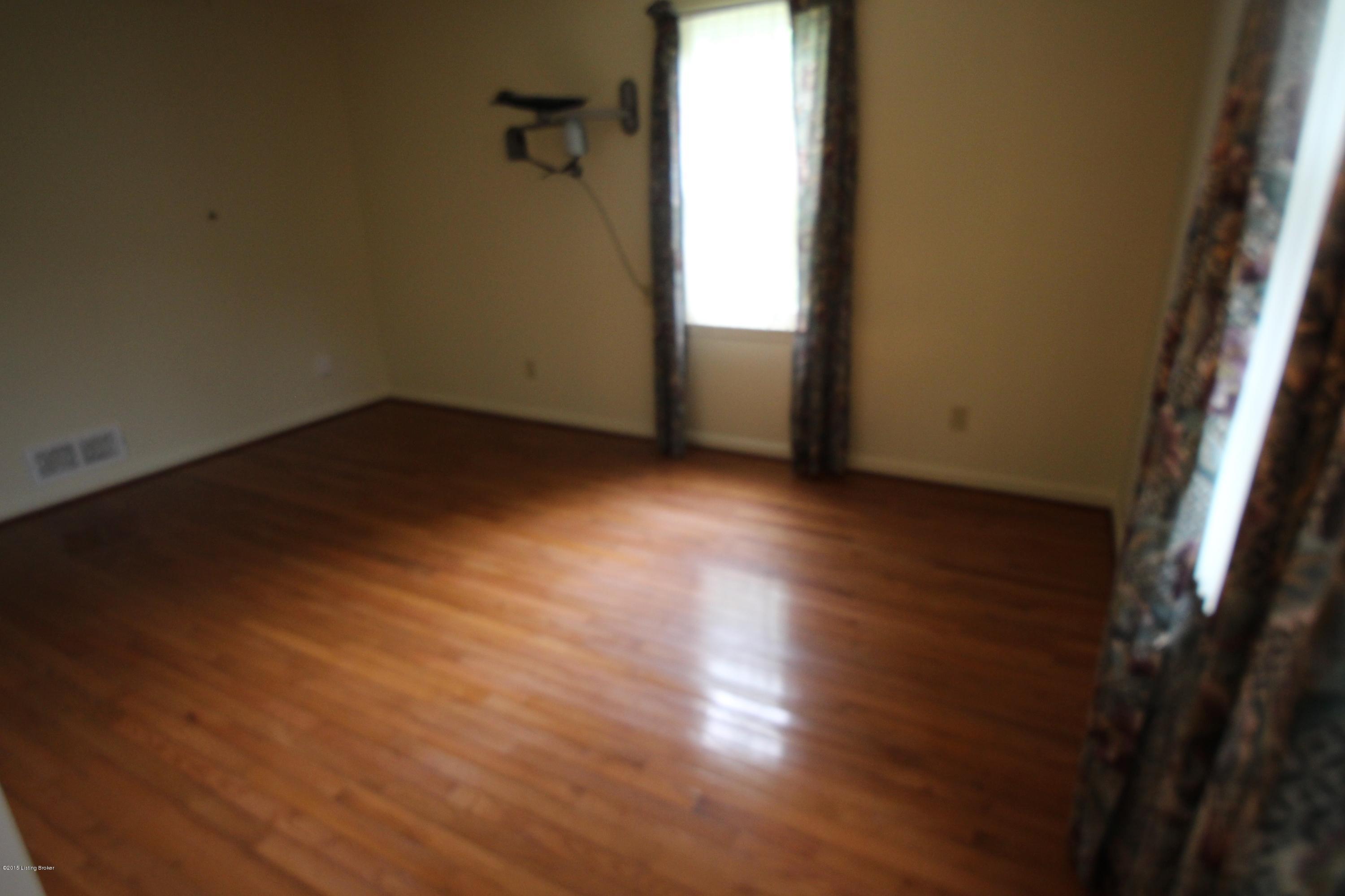 3548 Mink Run Road Frankfort, KY 40601 - Photo 35 of 42 BEDROOM