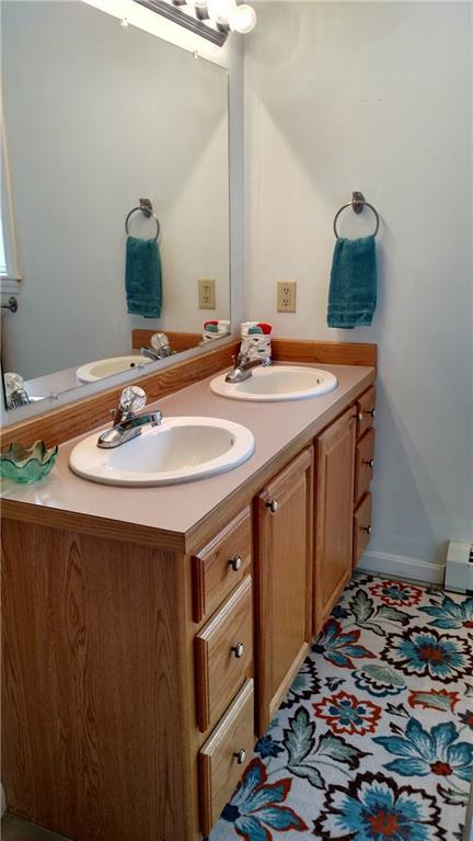 88 Tracy Road Buxton, ME 04093 - Photo 14 of 32 Master bath