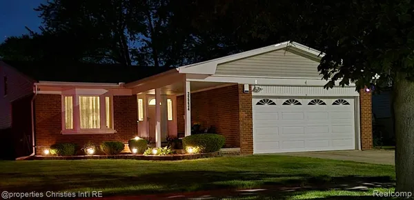 $315,000 | 32234 Lancaster Drive, Warren, MI 48088
