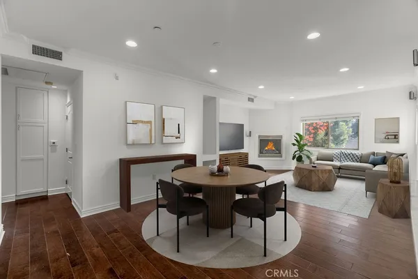 $4,095 | 11504 Moorpark Street, Unit 103, Studio City, CA 91602