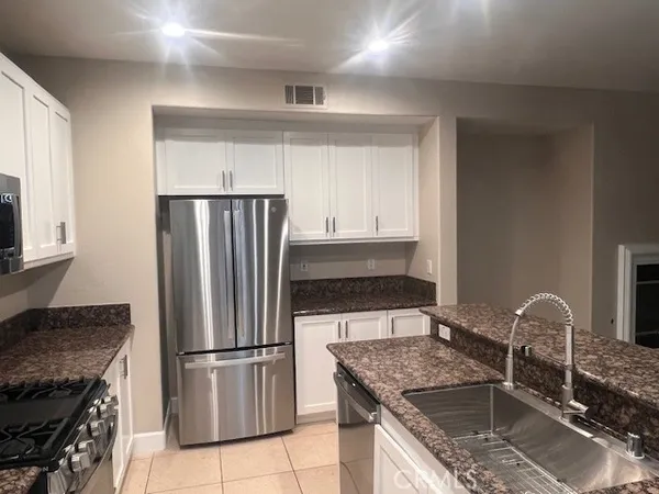 $5,200 | 6922 Monaco Parkway, Orange, CA 92867