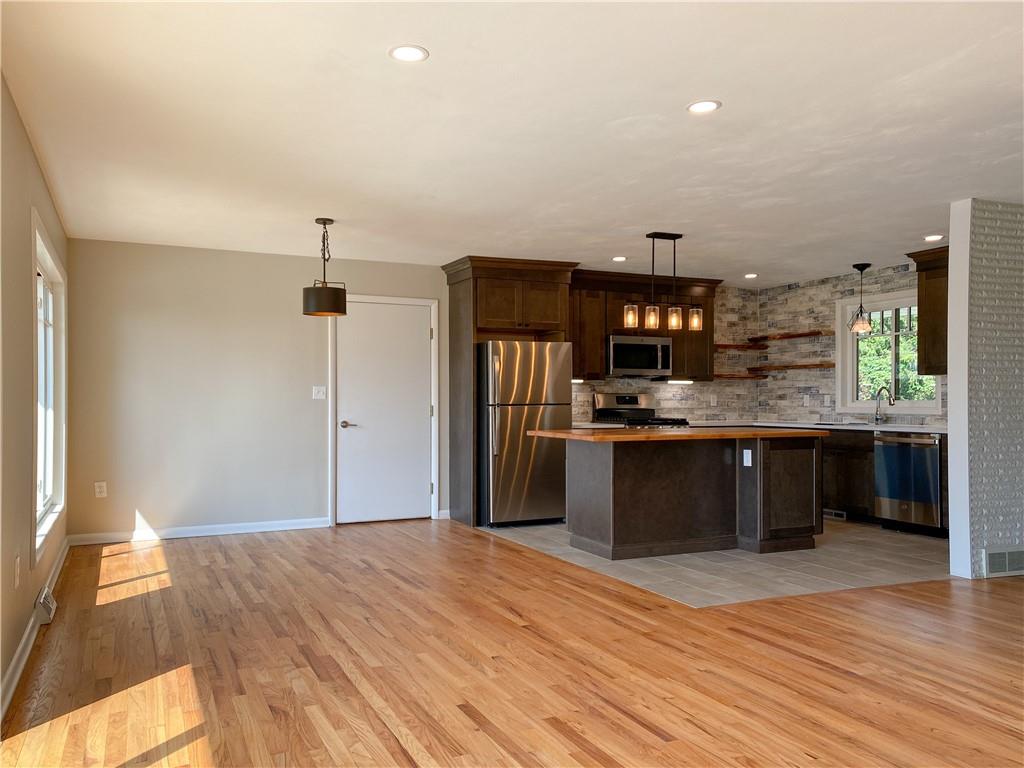 635 Bradys Ridge Road Beaver, PA 15009 - Photo 12 of 25