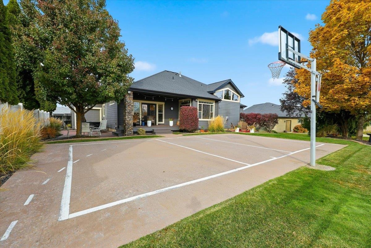 10905 North Acoma Drive Spokane, WA 99208 - Photo 4 of 43