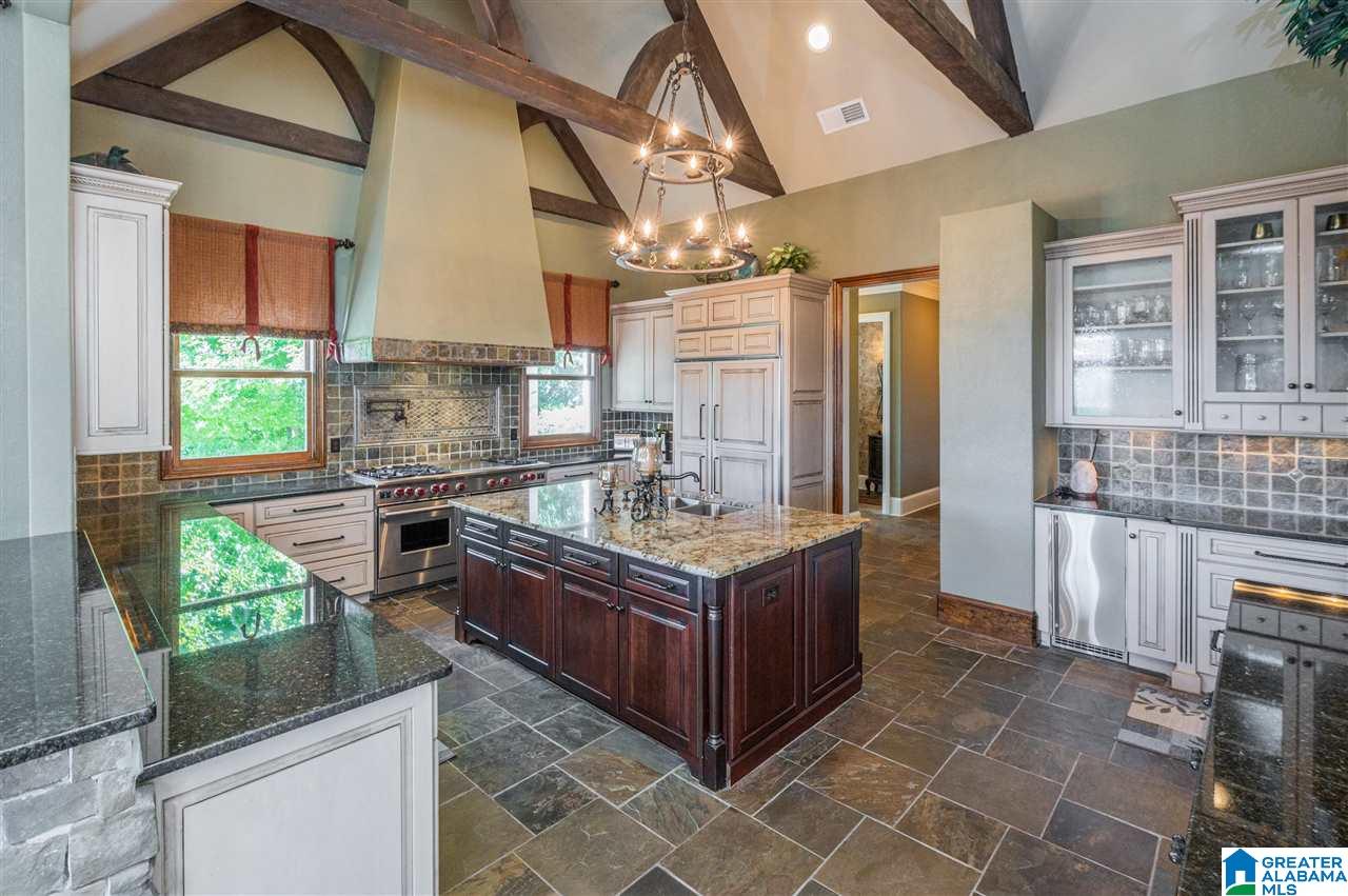 1306 Greystone Crest Birmingham, AL 35242 - Photo 6 of 45