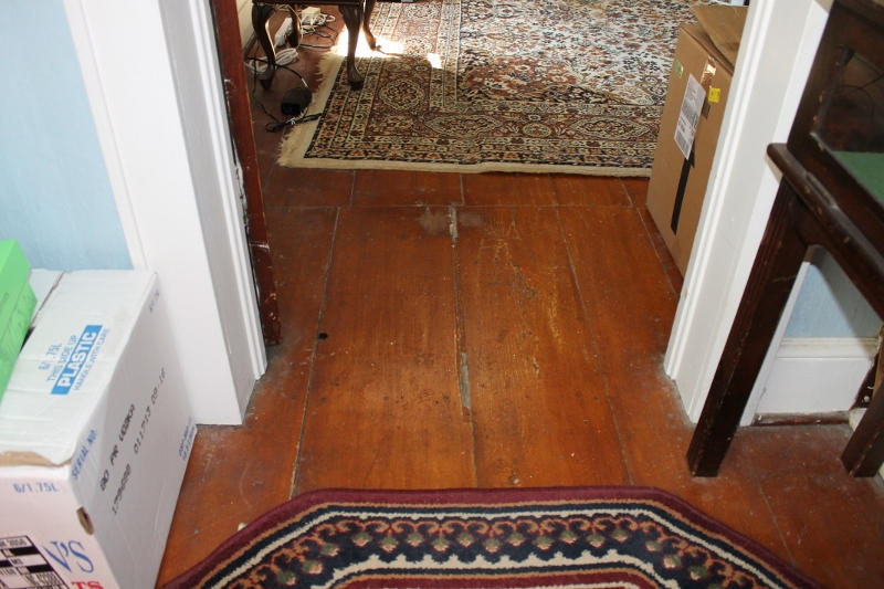 1929 Lithia Road Buchanan, VA 24066 - Photo 24 of 31 Wdbrd floor